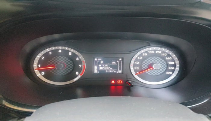 2022 Hyundai GRAND I10 NIOS SPORTZ 1.2 KAPPA VTVT CNG, Petrol, Manual, 61,547 km, interior