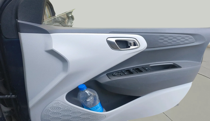 2022 Hyundai GRAND I10 NIOS SPORTZ 1.2 KAPPA VTVT CNG, Petrol, Manual, 61,547 km, interior