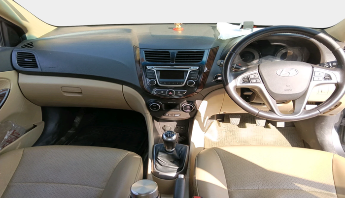 2015 Hyundai Verna FLUIDIC 1.6 CRDI SX 4S, Diesel, Manual, 40,210 km, interior