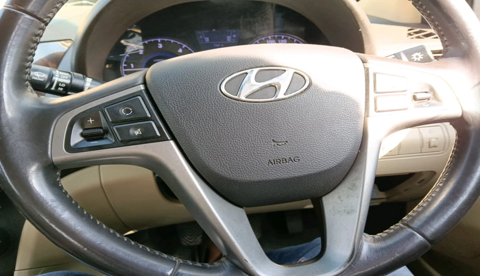 2015 Hyundai Verna FLUIDIC 1.6 CRDI SX 4S, Diesel, Manual, 40,210 km, interior