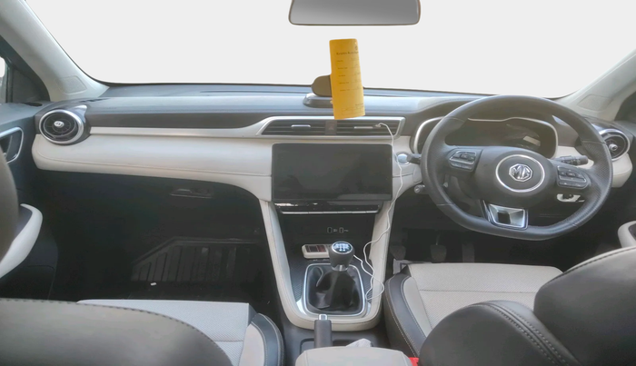 2022 MG ASTOR SHARP 1.5 MT, Petrol, Manual, 4,735 km, interior