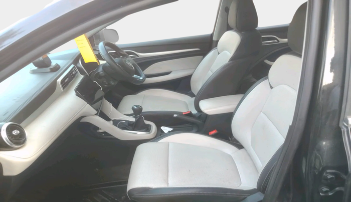 2022 MG ASTOR SHARP 1.5 MT, Petrol, Manual, 4,735 km, interior