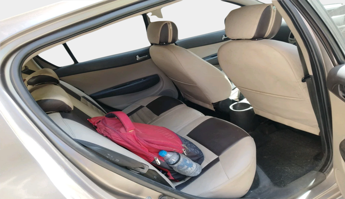 2012 Hyundai i20 SPORTZ 1.2, Petrol, Manual, 98,463 km, interior