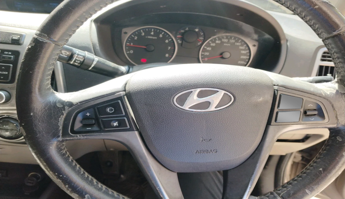 2012 Hyundai i20 SPORTZ 1.2, Petrol, Manual, 98,463 km, interior