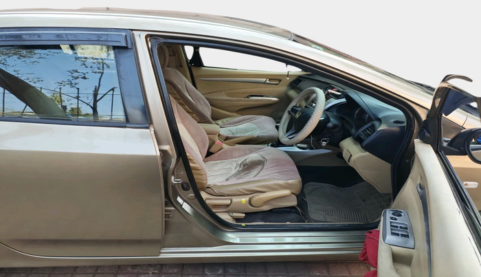 2011 Honda City 1.5L I-VTEC V MT, Petrol, Manual, 1,00,219 km, interior