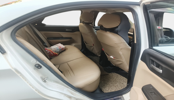 2023 Honda Amaze 1.2L I-VTEC VX CVT, Petrol, Automatic, 39,218 km, interior