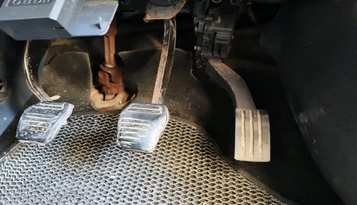 2014 Ford Classic LXI 1.4 DIESEL, Diesel, Manual, 1,39,574 km, interior