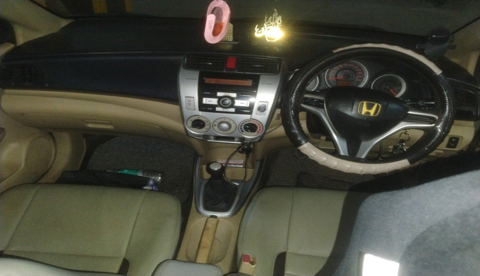 2011 Honda City 1.5L I-VTEC V MT, Petrol, Manual, 1,01,360 km, interior