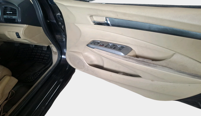 2012 Honda City 1.5L I-VTEC V MT, Petrol, Manual, 1,55,595 km, interior