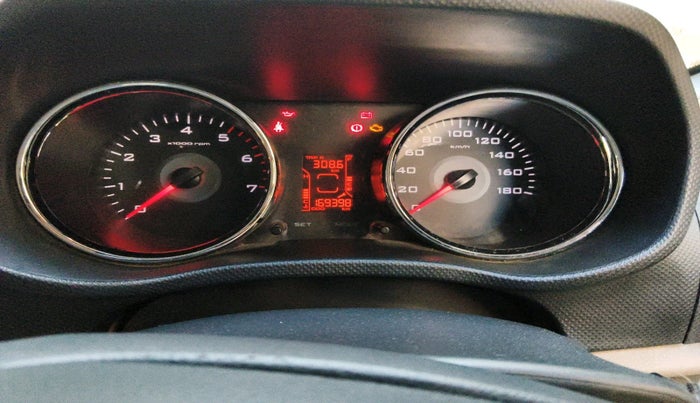 2016 Mahindra TUV300 T8, Diesel, Manual, 1,69,398 km, interior