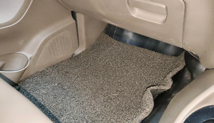 2016 Mahindra TUV300 T8, Diesel, Manual, 1,69,398 km, interior