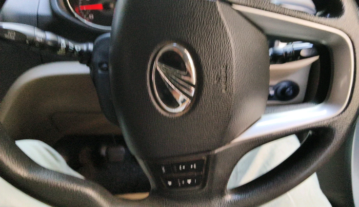 2016 Mahindra TUV300 T8, Diesel, Manual, 1,69,398 km, interior