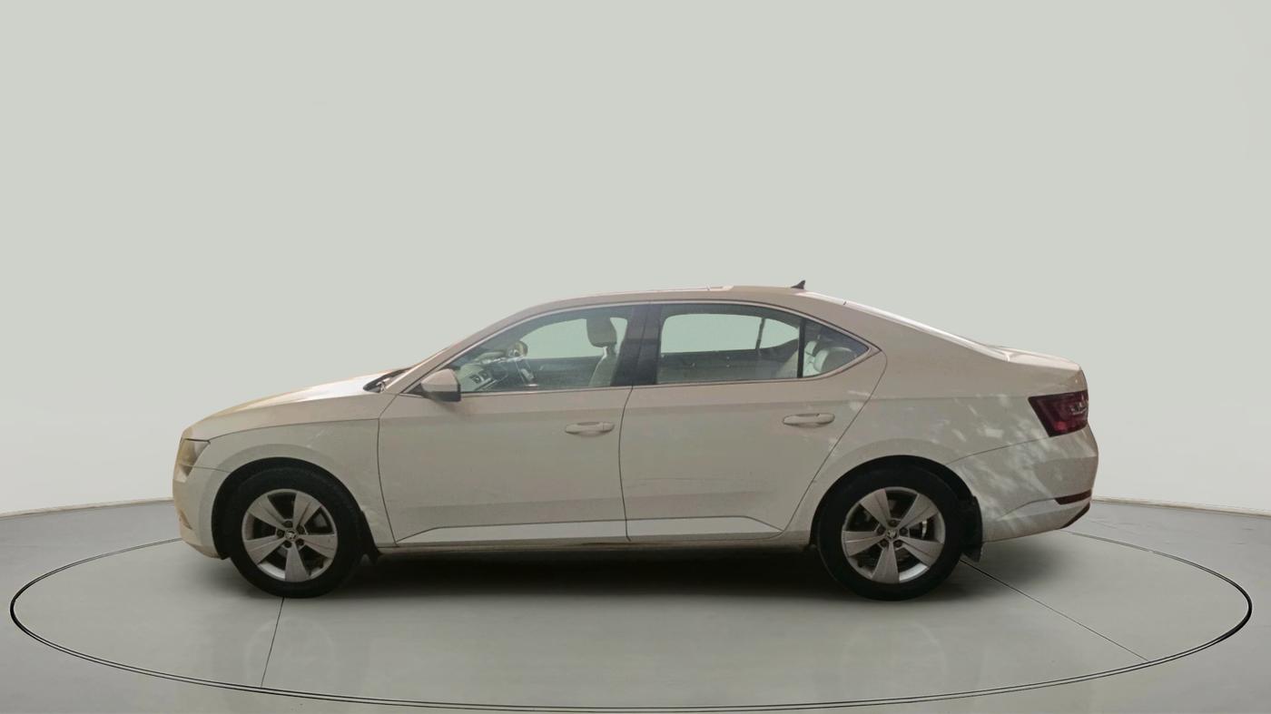 2017 Skoda Superb STYLE 1.8 TSI MT, Petrol, Manual, 40,953 km, exterior