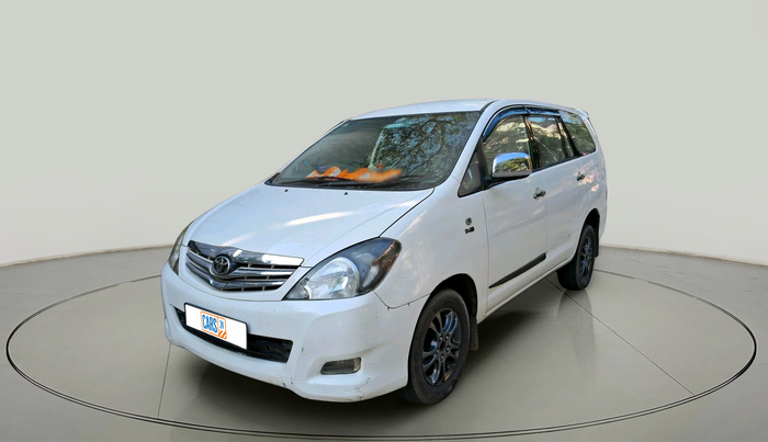2011 Toyota Innova V 2.5 7 STR, Diesel, Manual, 2,61,437 km, exterior