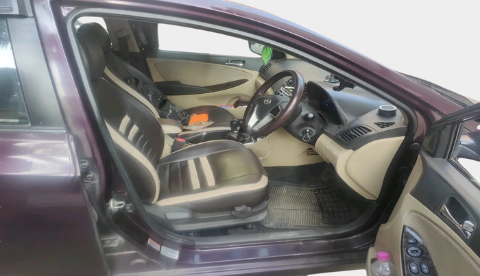 2012 Hyundai Verna FLUIDIC 1.6 CRDI SX, Diesel, Manual, 35,541 km, interior