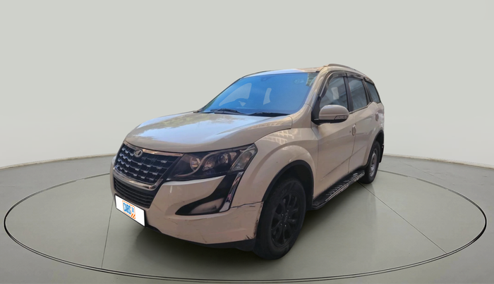 2016 Mahindra XUV500 W10, Diesel, Manual, 1,46,887 km, exterior
