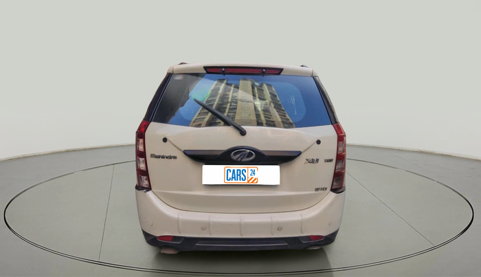 2016 Mahindra XUV500 W10, Diesel, Manual, 1,46,887 km, exterior