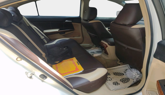 2011 Honda Accord 2.4L I-VTEC AT, Petrol, Automatic, 36,299 km, interior