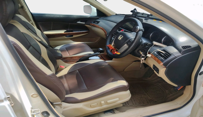 2011 Honda Accord 2.4L I-VTEC AT, Petrol, Automatic, 36,299 km, interior