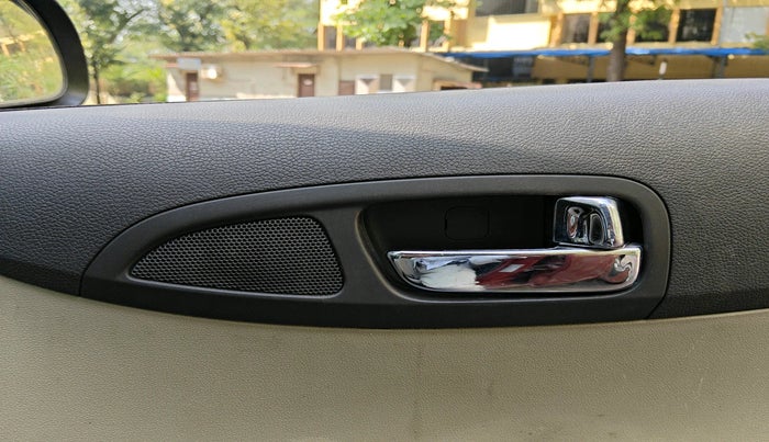 2011 Hyundai i20 SPORTZ (O) 1.2, Petrol, Manual, 77,100 km, interior