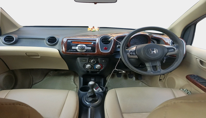 2015 Honda Mobilio 1.5L I-VTEC S, Petrol, Manual, 71,320 km, interior