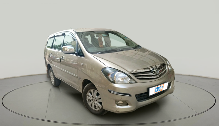 2011 Toyota Innova V 2.5 8 STR, Diesel, Manual, 84,233 km, exterior