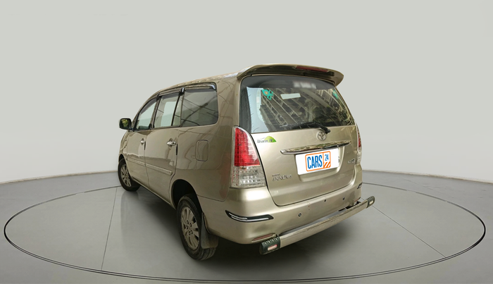 2011 Toyota Innova V 2.5 8 STR, Diesel, Manual, 84,233 km, exterior