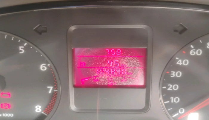 2012 Volkswagen Vento COMFORTLINE 1.6, Petrol, Manual, 1,04,890 km, interior