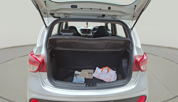 2017 Hyundai Grand i10 ASTA 1.2 KAPPA VTVT, Petrol, Manual, 35,098 km, exterior