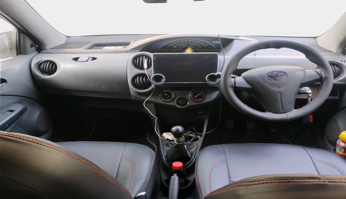 2012 Toyota Etios Liva G, Petrol, Manual, 85,327 km, interior