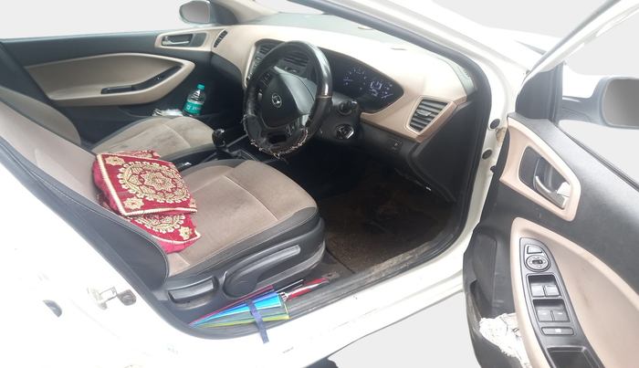 2016 Hyundai Elite i20 SPORTZ 1.2, Petrol, Manual, 67,896 km, interior