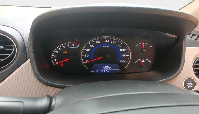 2013 Hyundai Grand i10 SPORTZ AT 1.2 KAPPA VTVT, Petrol, Automatic, 61,312 km, interior