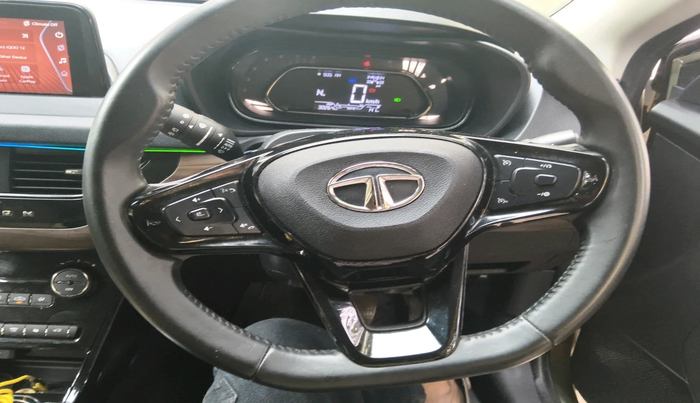 2023 Tata NEXON XZA PLUS LUX SUNROOF KAZIRANGA PETROL, Petrol, Automatic, 30,264 km, interior