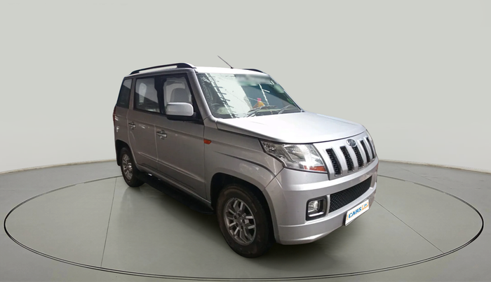 2016 Mahindra TUV300 T8 AMT, Diesel, Automatic, 1,46,409 km, exterior