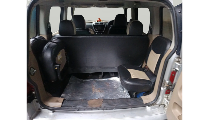 2016 Mahindra TUV300 T8 AMT, Diesel, Automatic, 1,46,409 km, interior