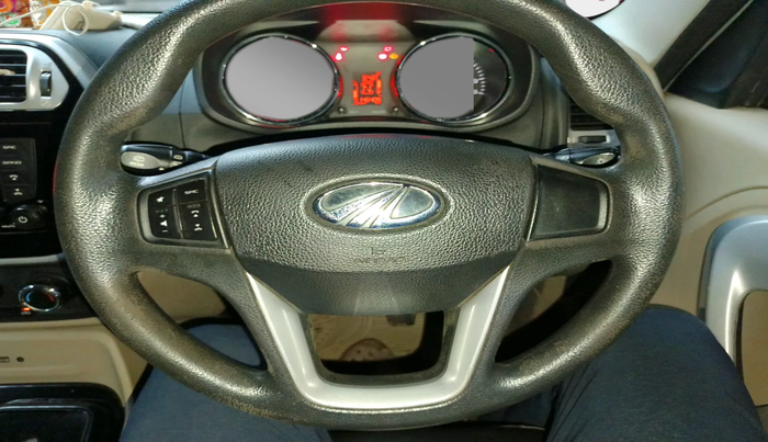 2016 Mahindra TUV300 T8 AMT, Diesel, Automatic, 1,46,409 km, interior