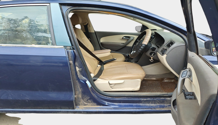 2011 Volkswagen Vento HIGHLINE PETROL AT, Petrol, Automatic, 70,549 km, interior