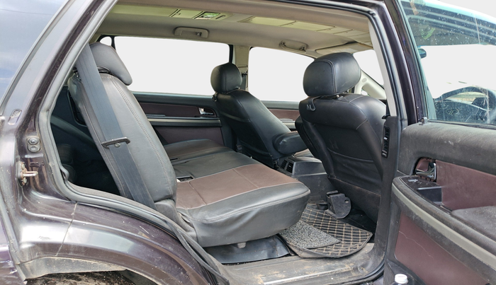 2011 Tata Aria PRIDE 4X4, Diesel, Manual, 1,20,000 km, interior