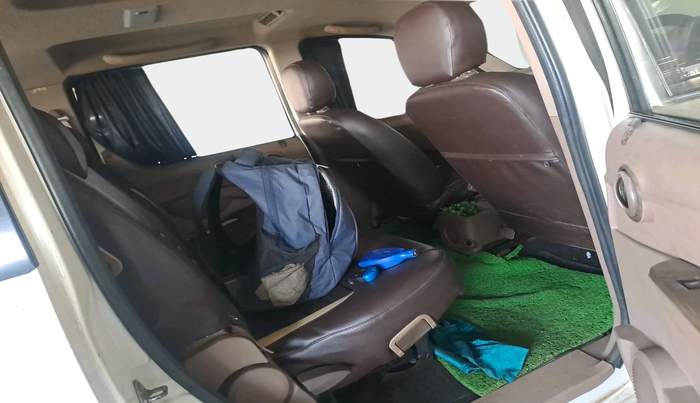 2013 Mahindra Xylo E4 ABS, Diesel, Manual, 1,29,709 km, interior