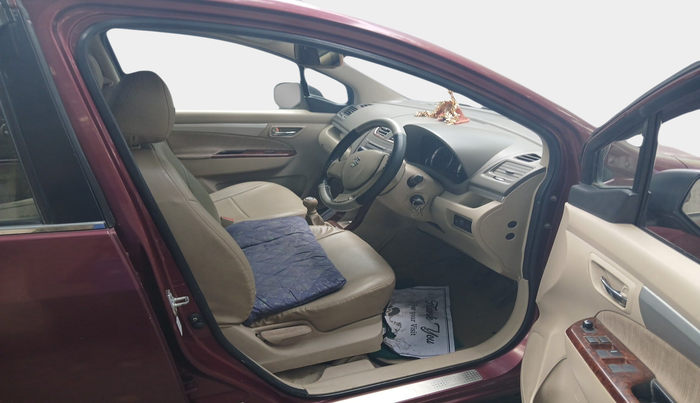 2014 Maruti Ertiga VXI CNG, Petrol, Manual, 1,02,559 km, interior