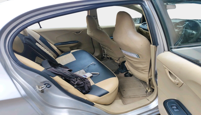 2016 Honda Amaze 1.5L I-DTEC S, Diesel, Manual, 1,07,749 km, interior