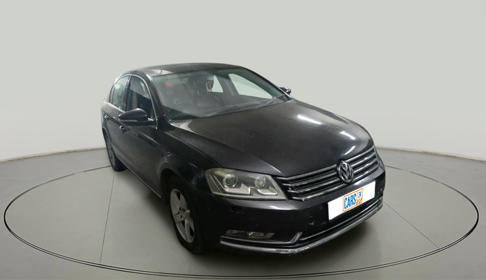 2011 Volkswagen Passat 2.0 PD DSG, Diesel, Automatic, 1,70,935 km, exterior