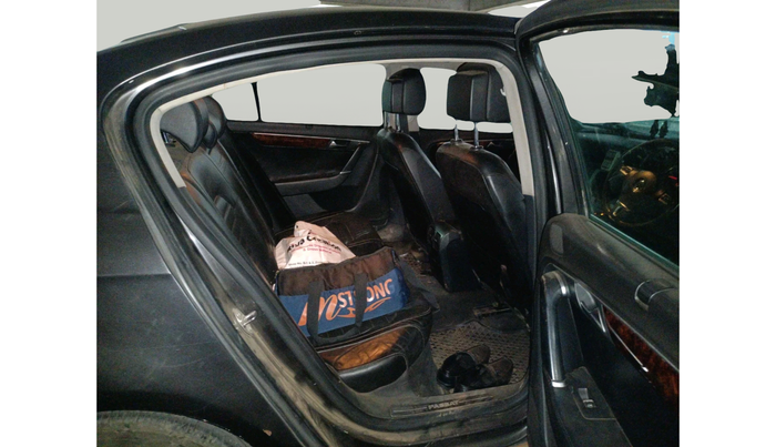 2011 Volkswagen Passat 2.0 PD DSG, Diesel, Automatic, 1,70,935 km, interior