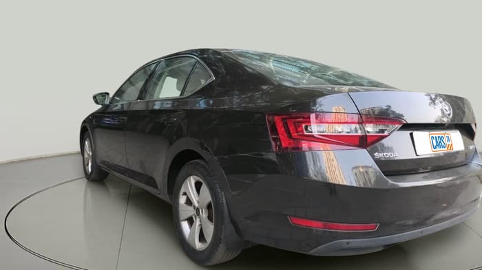 2016 Skoda Superb STYLE 1.8 TSI AT, Petrol, Automatic, 89,376 km, exterior