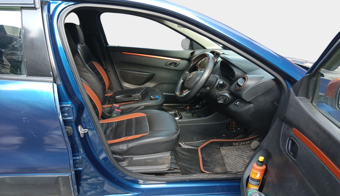 2019 Renault Kwid CLIMBER 1.0 AMT, Petrol, Automatic, 59,640 km, interior