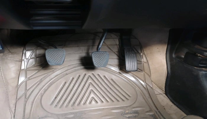 2014 Honda City 1.5L I-VTEC VX, Petrol, Manual, 1,98,660 km, interior