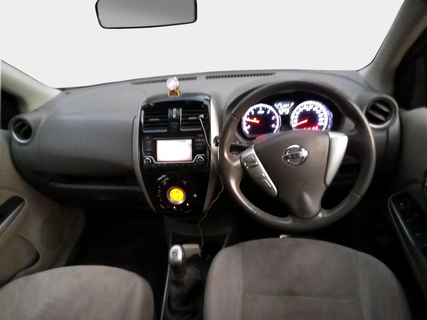 2015 Nissan Sunny XV DIESEL, Diesel, Manual, 61,347 km, interior