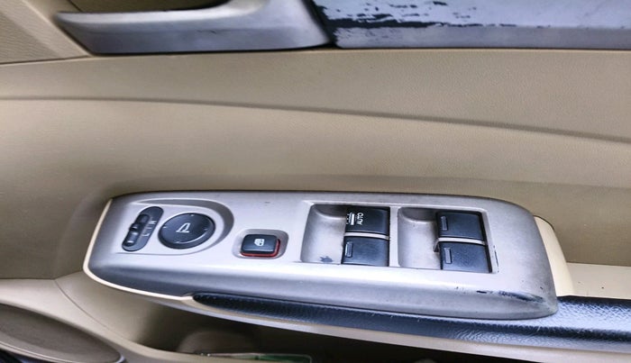 2010 Honda City 1.5L I-VTEC V MT, Petrol, Manual, 2,80,000 km, interior