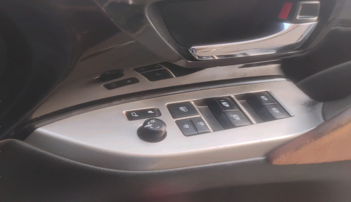 2016 Toyota Innova Crysta 2.8 ZX AT 7 STR, Diesel, Automatic, 99,430 km, interior