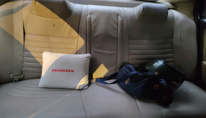 2016 Honda City 1.5L I-VTEC V MT, Petrol, Manual, 1,24,005 km, interior